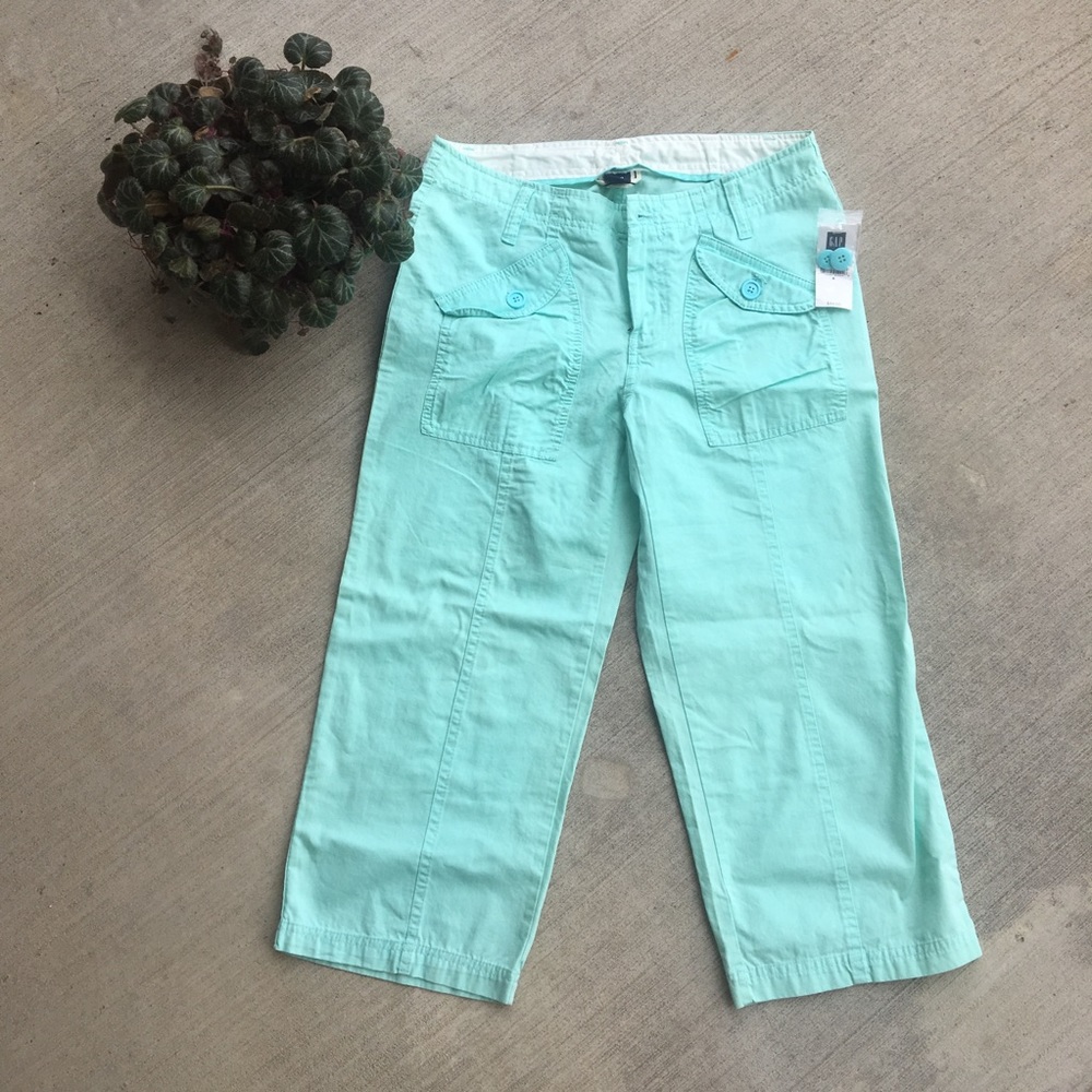 GAP Capris - NWT